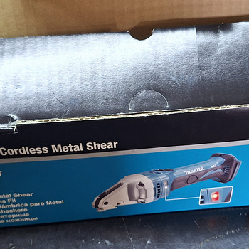 Makita DJS161 аккумуляторные ножницы по металлу 18v