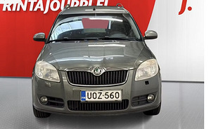 Skoda Roomster (1 фото из 8)