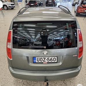 Skoda Roomster (2 фото из 8)