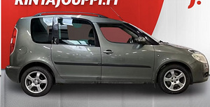 Skoda Roomster (7 фото из 8)