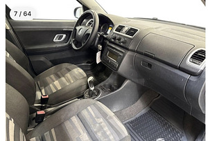 Skoda Roomster (8 фото из 8)