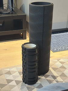 Коврик для йоги + foam roller (1 фото из 2)