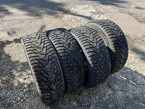 Диски VW R16 с зимними шинами 5x112 R16 (2 фото из 2)