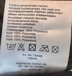 Everesti tuule- ja vihmajope eemaldatava kapuutsiga (10 foto / 10)