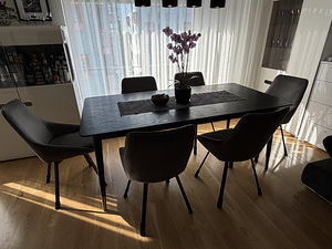 Söögilaud, pikendatav (1 foto / 2)