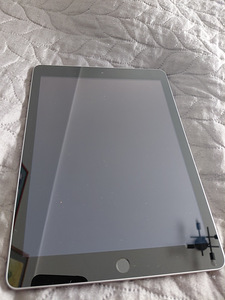 Продам Ipad (2 фото из 4)