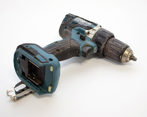Аккумуляторная дрель Makita DDF484 18V 54 Нм (2 фото из 2)
