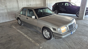 Mercedes-Benz E300 W124 (1 фото из 7)