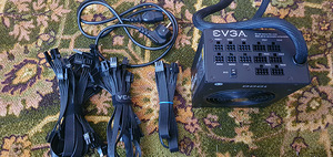 EVGA PSU 1000 GQ 1000W (4 foto / 4)