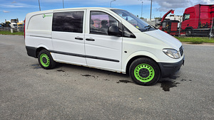 Mercedes Benz Vito (3 фото из 10)