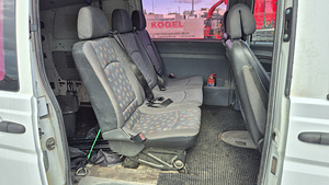 Mercedes Benz Vito (9 фото из 10)