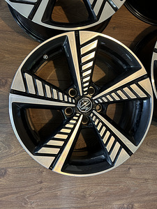 Диски MG 5x112 (4 фото из 6)