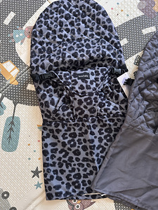 Шезлонг babybjorn (6 фото из 7)