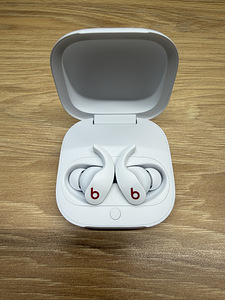 Beats Fit Pro - True Wireless Earbuds Beats White (1 foto / 3)