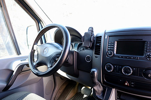Mercedes-Benz Sprinter 318CDI Extralong ATM 3.0 CDI 135kW (5 foto / 8)