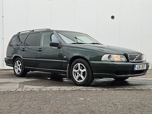 Volvo v70 2.5 TDI (2 фото из 6)
