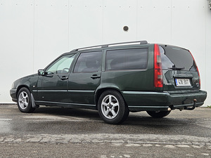 Volvo v70 2.5 TDI (5 фото из 6)