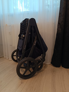 Cybex Balios S + адаптеры для автолюльки (5 фото из 5)