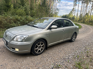 Toyota avensis Регистрационный налог оплачен (7 фото из 9)