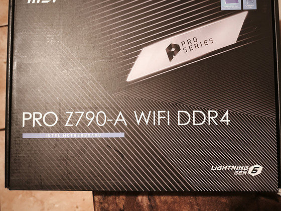 Pro Z790-A Wifi DDR4