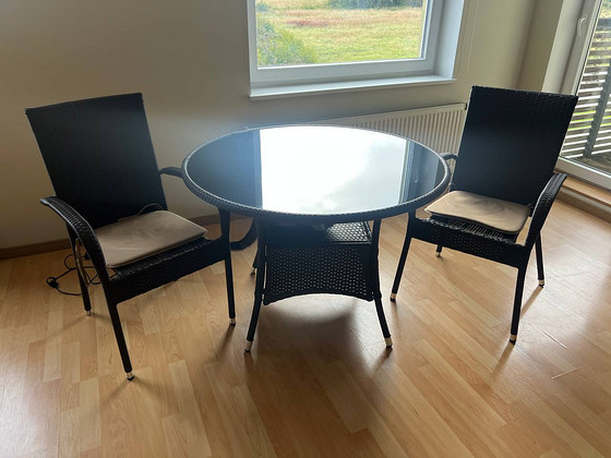 Klaasist ümmargune laud Ø105 cm + 2 tugitooli