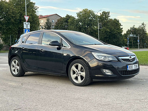 OPEL ASTRA (2 фото из 11)