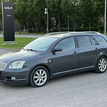 TOYOTA AVENSIS