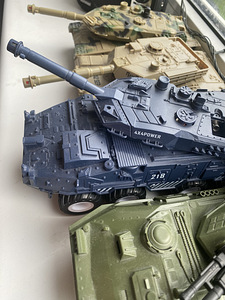 Tankide kollektsioon ja figuurid (7 foto / 10)