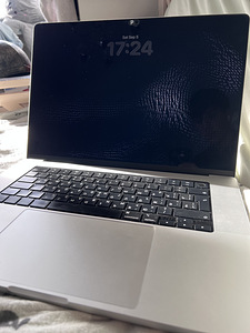 Macbook pro 16" 2021 (2 foto / 7)
