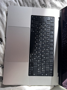 Macbook pro 16" 2021 (3 foto / 7)