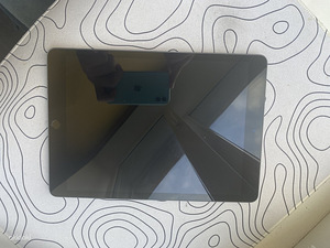 iPad 9 Gen Wi‑Fi 64GB 2021 (1 фото из 4)
