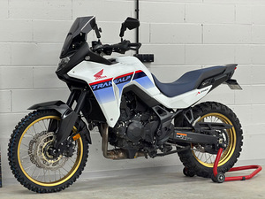 Honda Transalp XL750 2024 (4 фото из 10)