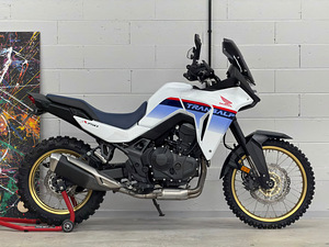 Honda Transalp XL750 2024 (2 фото из 10)