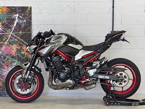 Kawasaki Z900 2023 (5 фото из 7)