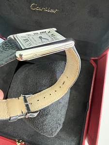Cartier Tank Must WSTA0041 — полный комплект (3 фото из 8)