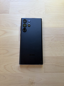 Samsung Galaxy S22 Ultra (1 foto / 4)