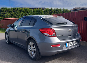 Chevrolet Cruze 1.8 104kW (4 foto / 12)