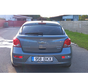 Chevrolet Cruze 1.8 104kW (3 foto / 12)