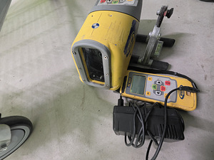Torulaser spectra precision dg613 (2 foto / 4)