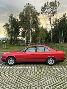 BMW e34 520i (2 фото из 11)