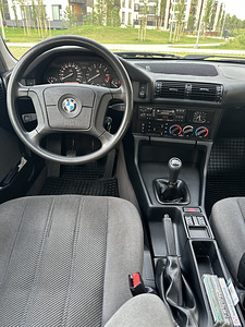 BMW e34 520i (10 фото из 11)