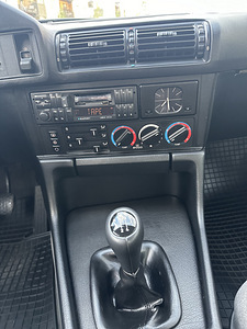 BMW e34 520i (11 фото из 11)