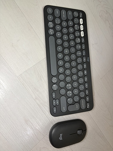 Logitech Pebble 2 K380s + M350s | беспроводная клавиатура и м (4 фото из 7)