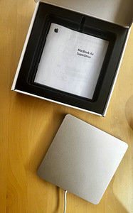 Apple MacBook Air USB SuperDrive Внешний DVD-RW/CD-RW A1270 (6 фото из 7)