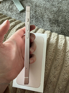 iPhone 13 (2 foto / 7)