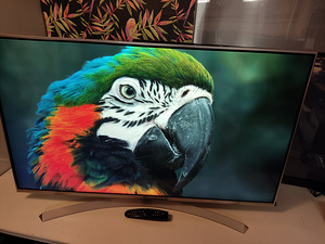 49" LG Smart tv UHD HDR 4K (2 foto / 5)