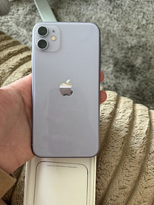 iPhone 11 (4 фото из 6)