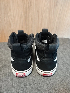 VANS GUARD кроссовки 38, стелька 24 см (3 фото из 3)