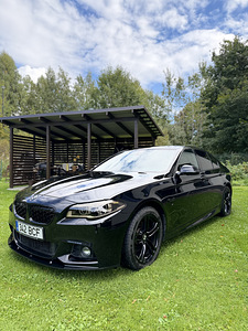 BMW 520 xDrive (1 фото из 11)