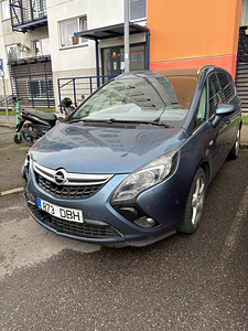 Opel Zafira (1 фото из 3)